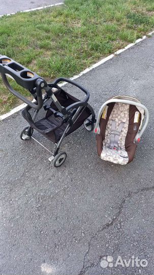 Автолюлька на колесах Graco