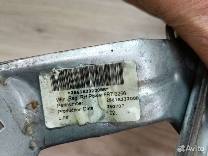 Стеклоподъёмник передний правый fusion fiesta mk5