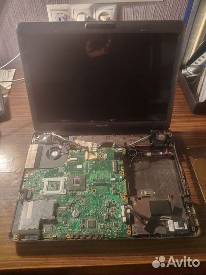 Ноутбук Тошиба Сателлит А300-1JJ по запчастям