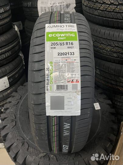 Kumho Ecowing ES01 KH27 205/65 R16 95W