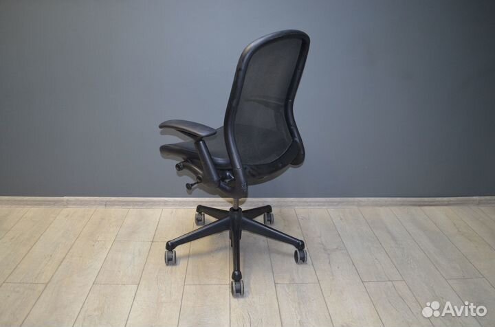 Компьютерное кресло Knoll Chadwick