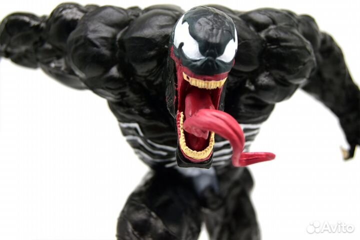 Фигурка Venom / Веном 28 см, в коробке