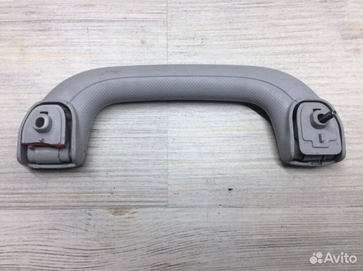 Ручка внутренняя потолочная передняя правая