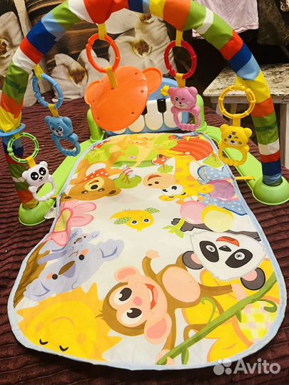 Развивающий коврик с пианино
