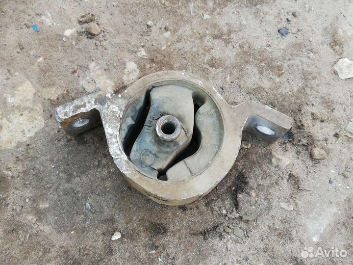 Подушка двигателя Ниссан Премьера Комфорт Р11