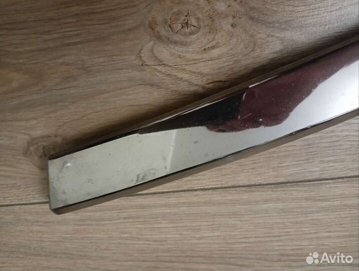 Молдинги оригинальные на LADA Vesta