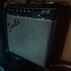 Гитарный комбоусилитель Fender Frontman 15g