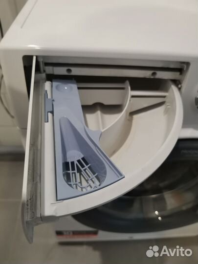 Стиральная машина Hotpoint Ariston