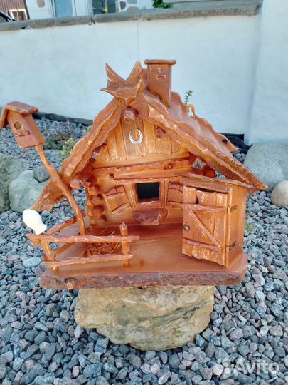 Деревянный домик скворечник