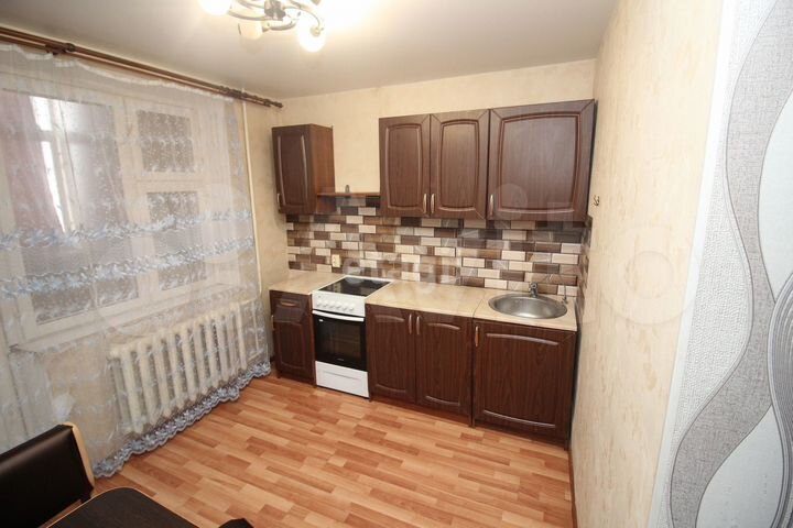 1-к. квартира, 42 м², 1/12 эт.