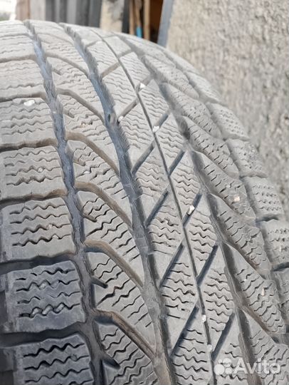 Bfgoodrich Winter Slalom 215/70 R16