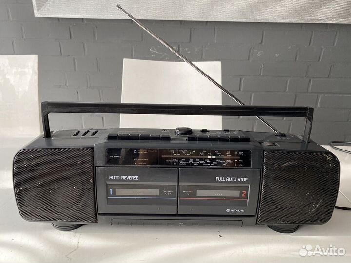 Двух Кассетная магнитола Hitachi TRK-W360E