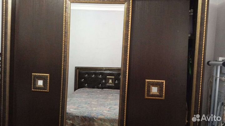 Спальный гарнитур бу