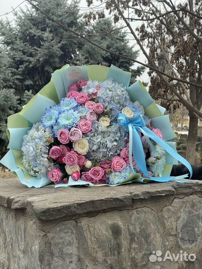 Розы,тюльпаны, гипсофилы, микс букеты