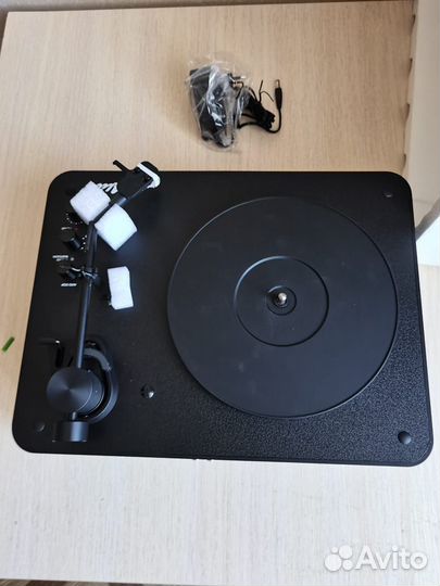 Виниловый проигрыватель alive