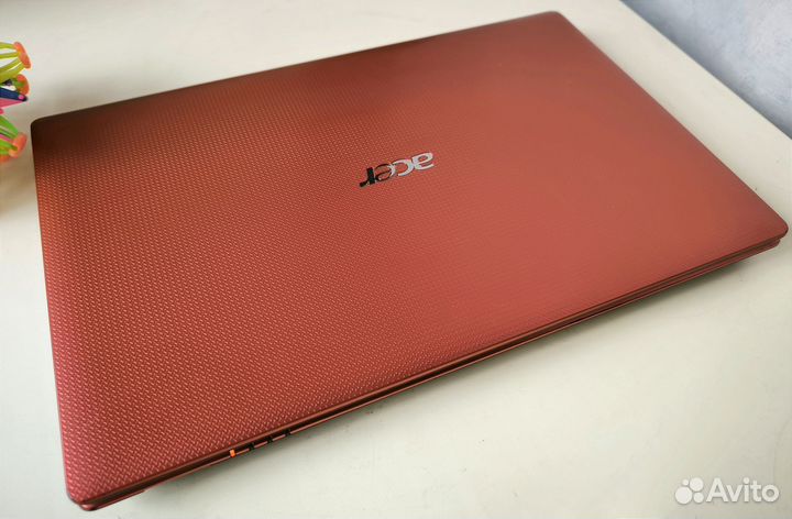 Ноутбук Acer i5/ как новый/4 ядра/ssd