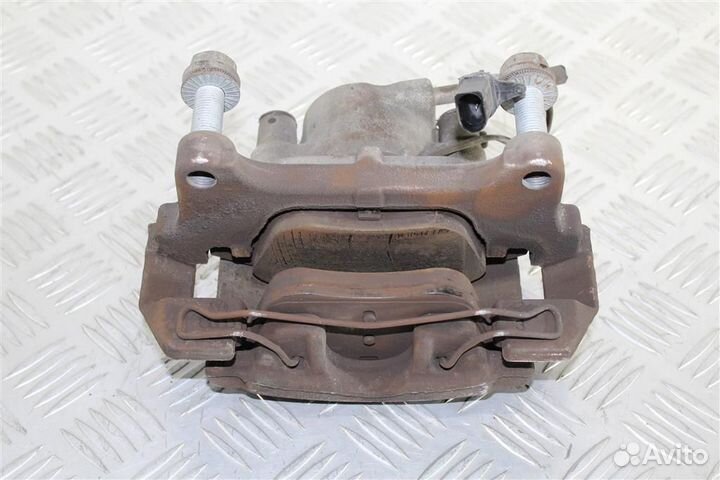 Суппорт тормозной передний левый Audi A4 B8