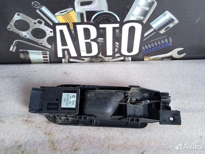 Ручка двери внутренняя Volkswagen Passat b5