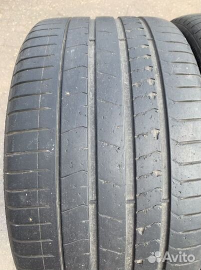 Pirelli P Zero 315/30 R22