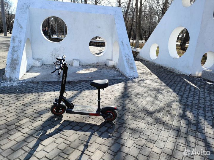 Самокат взрослый электрический