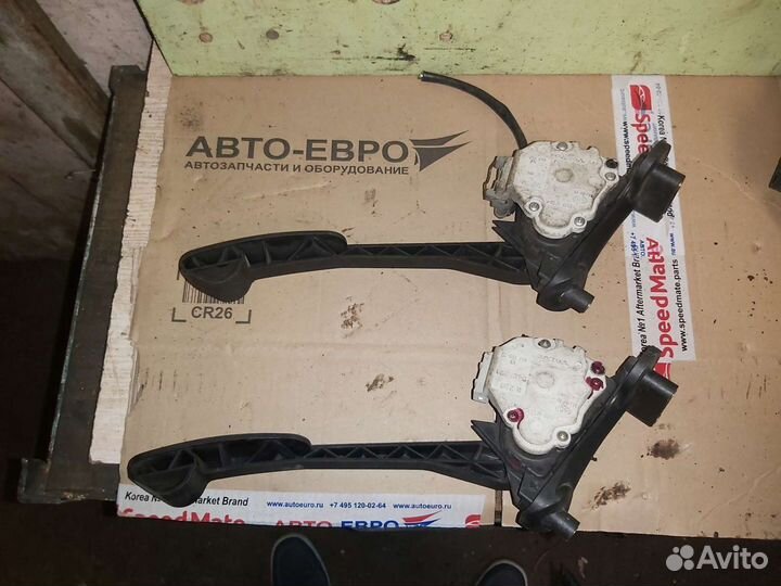 Педаль газа для Volvo S80 9496821