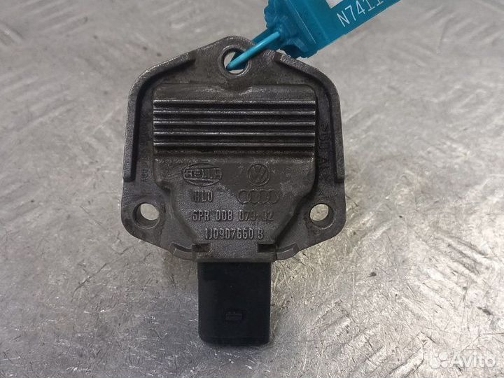 Датчик уровня масла Audi A4