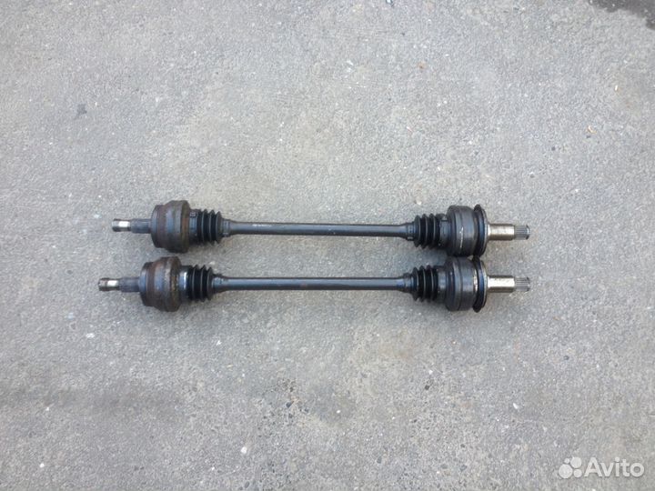 Привод шрус задний Mercedes CLS 219 A2113502256