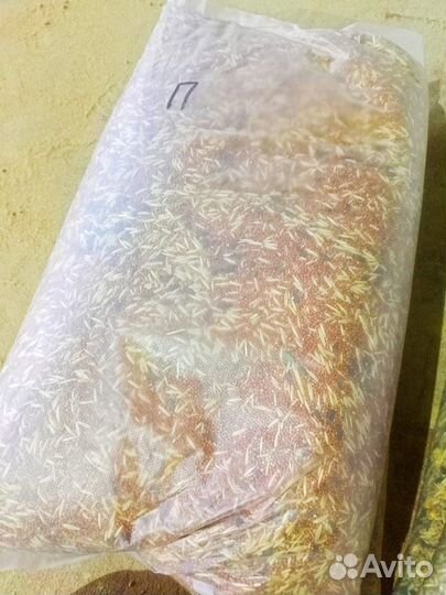 Корм для домашних грызунов и попугаев