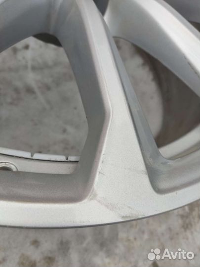 1 литой диск R20 BMW X7 G07 750 стиль