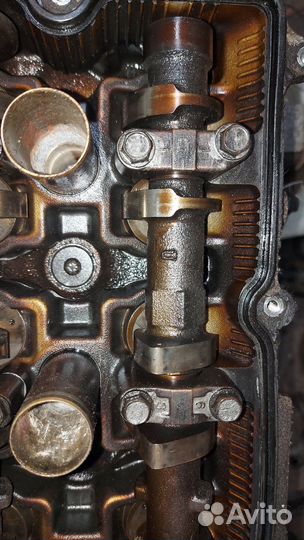 Головка блока цилиндров на двигатель QR20de