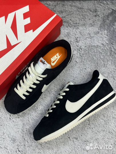 Кроссовки Nike cortez