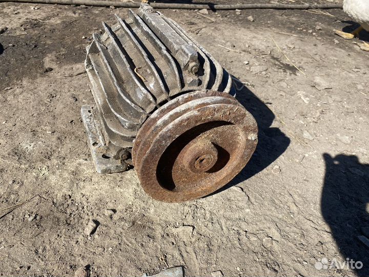 Электродвигатель 2.2 квт 220в