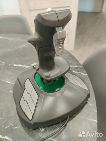 Джойстик Thrustmaster T.16000M