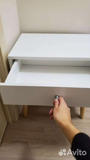 Прикроватная тумба белая новая