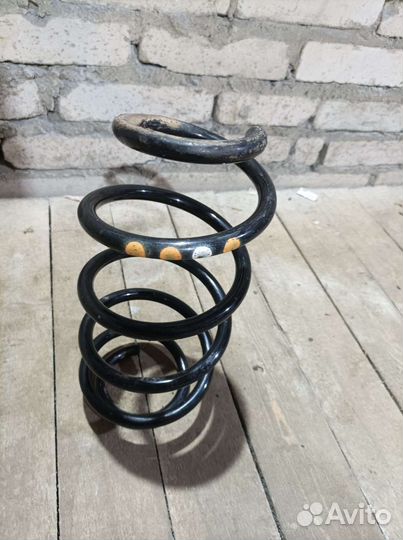 Пружина амортизатора Passat Alltrack