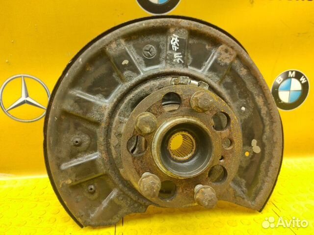 Кулак поворотный задний правый Mercedes-Benz W212