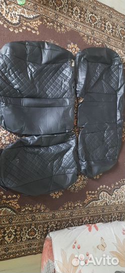 Чехлы на renault logan