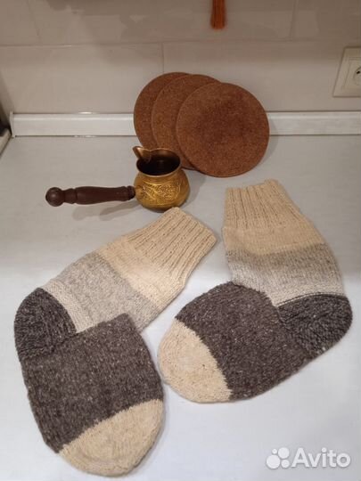 Носки и варежки из овечьей шерсти и козьего пуха