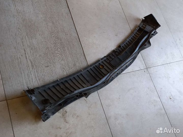 Водосток жабо лобового стека Toyota Camry 50 55