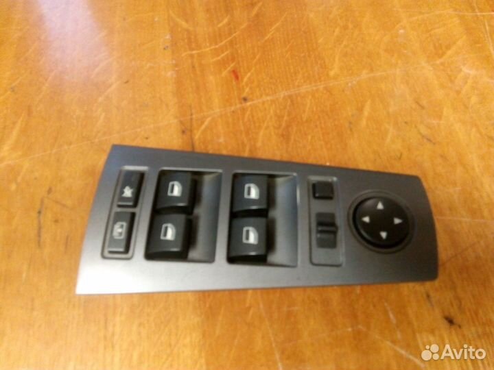 Блок кнопок в дверь. Е65