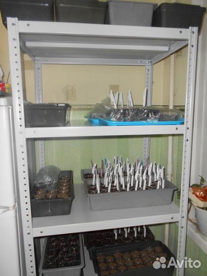 Стеллаж для балкона и на дачу