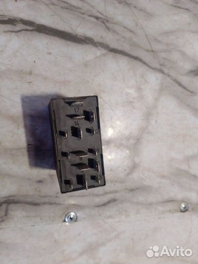 Реле света Audi A4 B5 AEB 1999