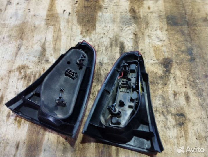 Фонарь задний (комплект) renault logan 1 1.4 nn