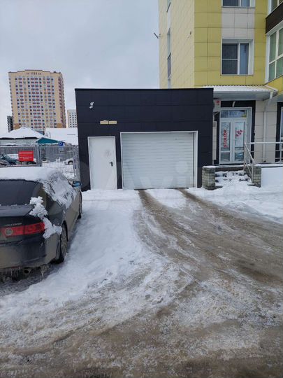 Машиноместо, 15 м²