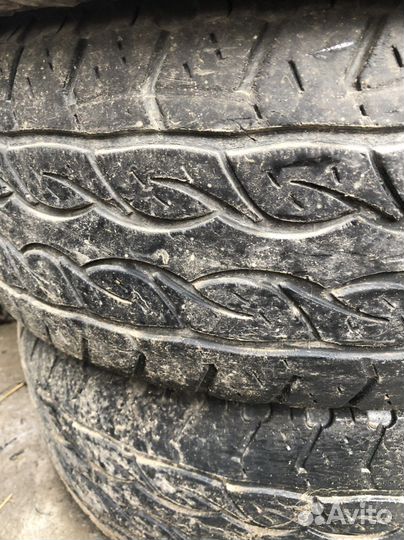 Kumho 822 Power Guard AT 265/65 R17