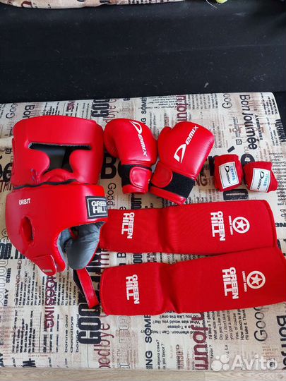 Шлем боксерский детский Demix