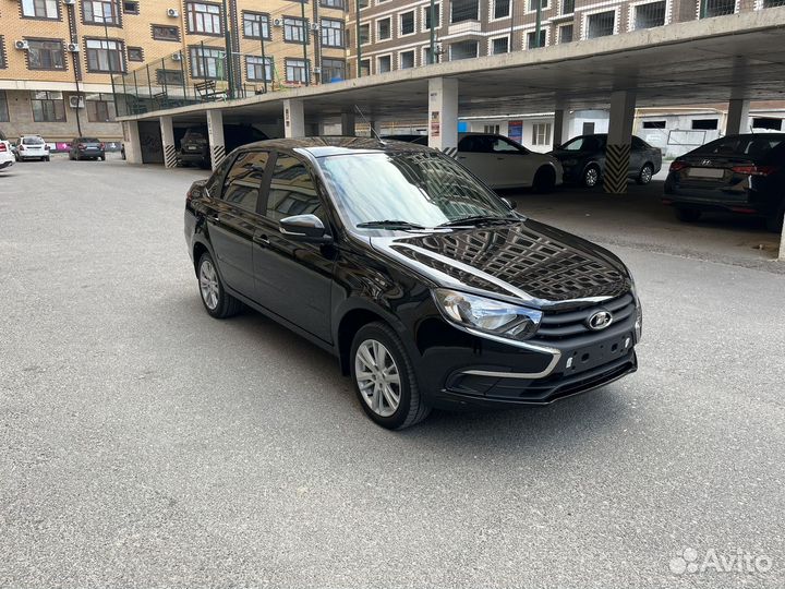 LADA Granta 1.6 МТ, 2023, 1 700 км