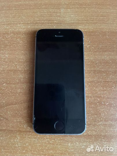 Телефон iPhone 5s