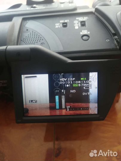 Видеокамера canon