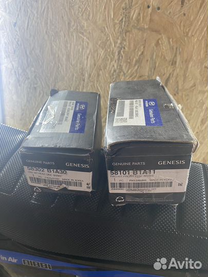 Тормозные колодки genesis g80